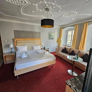 https://hotel-goldene-rose-91781.com-bavaria.com